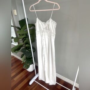 Zara Lace Spaghetti Strap White Maxi Dress Size M
